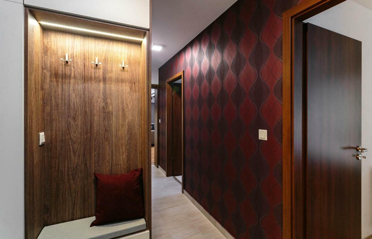 Doczy Private Apartment Debrecen Exteriör bild